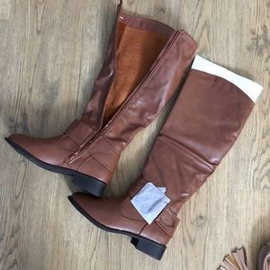 Bamboo. Brown calf length boots. Warm inside